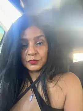 sweetCatallina online show from July 28, 2026, 3:32 pm