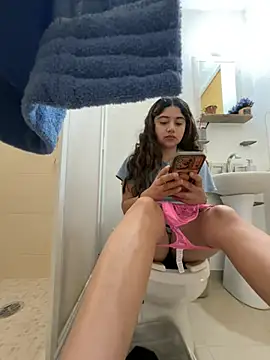 Charlyy1703 online show from July 3, 2026, 2:23 pm
