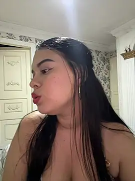Snapshot of sweet_ruby_ chatting on May 17, 2026, 12:08 am sweet ruby online show from May 17, 2026, 12:08 am