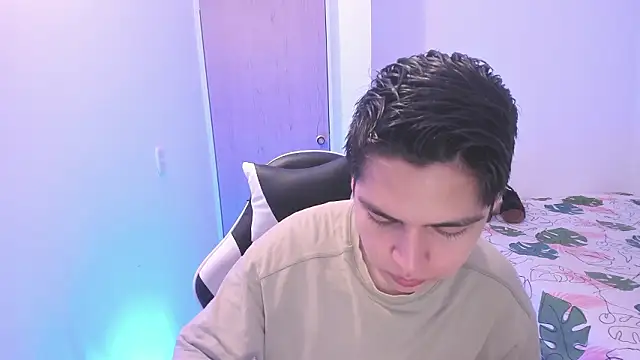 Asta YunoXXX online show from March 6, 2026, 6:32 am