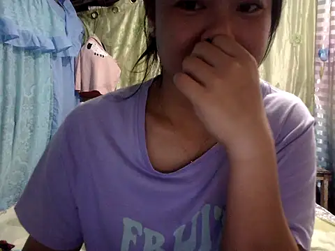 xxdreamgirl69 online show from February 19, 2026, 10:17 pm