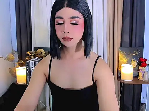 Snapshot of Seductive_Paloma chatting on July 14, 2026, 9:25 am Seductive Paloma online show from July 14, 2026, 9:25 am