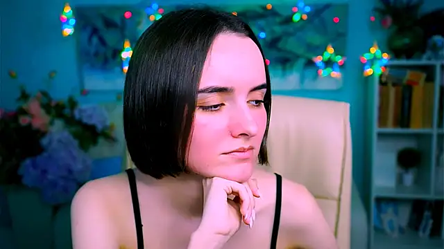 KateWillows online show from April 9, 2026, 5:07 am