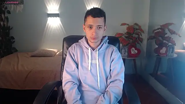 LucassSmith11 online show from January 13, 2026, 11:59 am