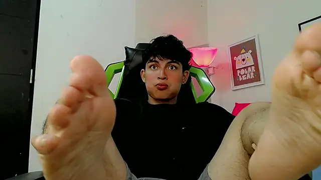 Snapshot of Green_XoX chatting on December 1, 2025, 8:58 pm Green XoX online show from December 1, 2025, 8:58 pm