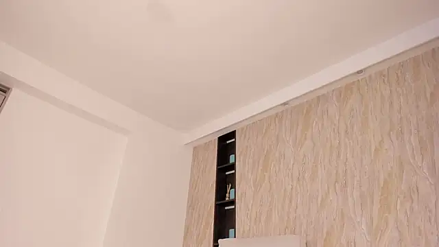 ayla velt online show from February 19, 2026, 7:21 pm