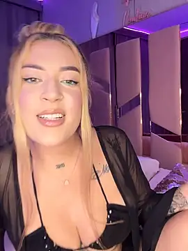 Snapshot of AlyonaWester_ chatting on February 25, 2026, 10:30 pm AlyonaWester online show from February 25, 2026, 10:30 pm