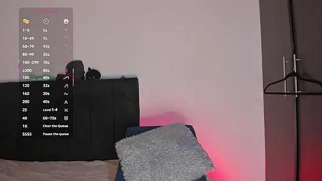 Snapshot of santinaughty chatting on February 11, 2026, 1:10 am santinaughty online show from February 11, 2026, 1:10 am