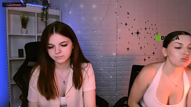mikameovv online show from June 29, 2026, 7:14 pm