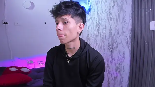 Jake beach  online show from December 3, 2025, 1:46 am