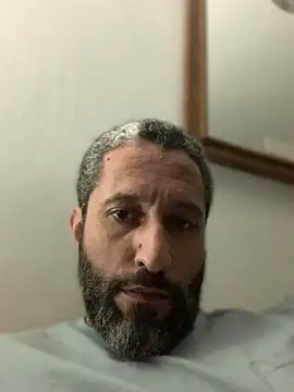 Calientesensible online show from April 14, 2026, 3:34 am