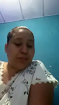 Kittysweet2001 online show from July 29, 2026, 2:43 am