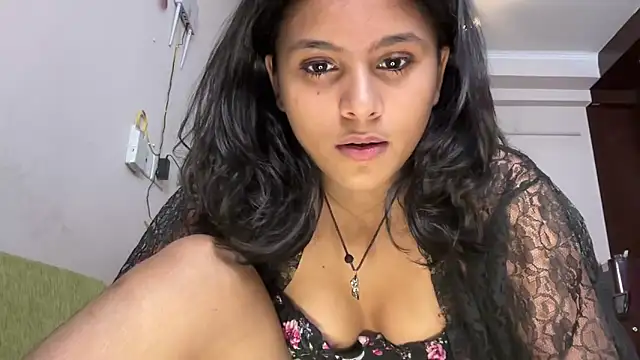 Piyyuu online show from April 9, 2026, 7:52 pm