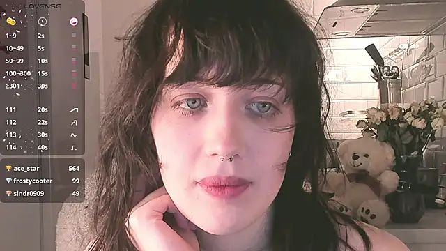 MePretty online show from December 19, 2024, 2:01 am