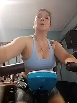 FrockedSwag online show from January 12, 2026, 1:22 am