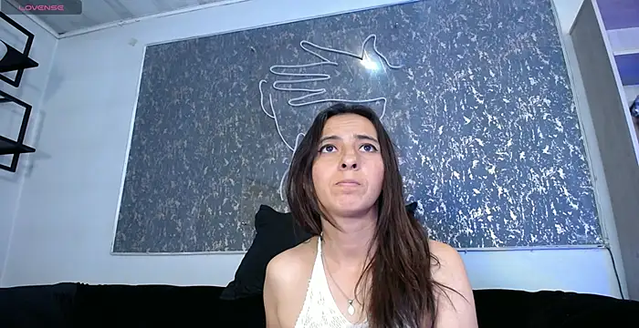 AlessiaRinaldi  online show from March 12, 2026, 10:16 pm