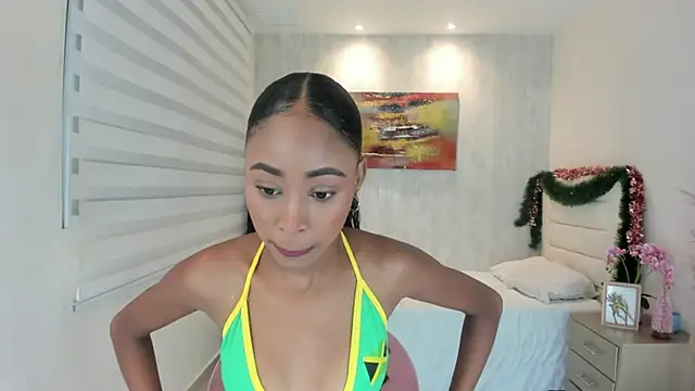 Snapshot of Neary_ chatting on December 2, 2025, 1:28 pm Neary online show from December 2, 2025, 1:28 pm