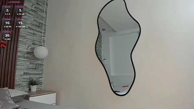 Snapshot of skinny_naughty_ chatting on December 1, 2025, 8:58 pm skinny naughty online show from December 1, 2025, 8:58 pm