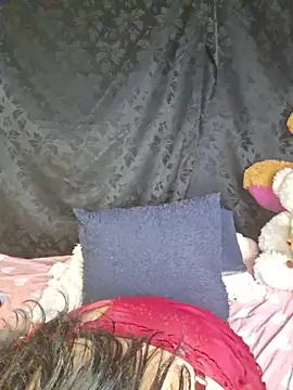 Snapshot of sol_liu chatting on November 30, 2025, 12:53 pm sol liu online show from November 30, 2025, 12:53 pm