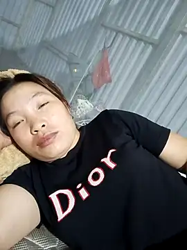 Evelyn-n online show from April 2, 2026, 5:32 pm