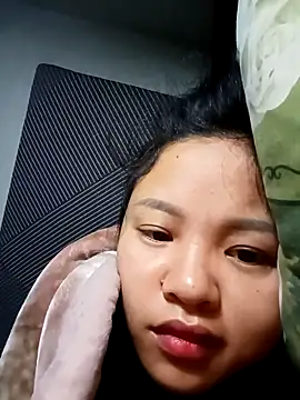 Snapshot of Pretty-haert chatting on February 4, 2026, 10:47 pm Pretty-haert online show from February 4, 2026, 10:47 pm