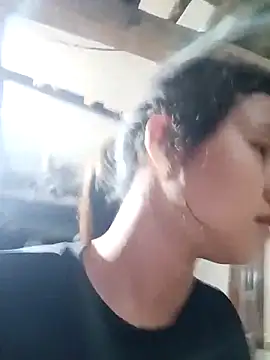 Snapshot of Pretty-haert chatting on February 17, 2026, 2:35 pm Pretty-haert online show from February 17, 2026, 2:35 pm