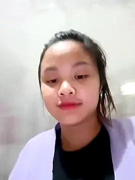 Snapshot of Pretty-haert chatting on February 23, 2026, 3:37 am Pretty-haert online show from February 23, 2026, 3:37 am