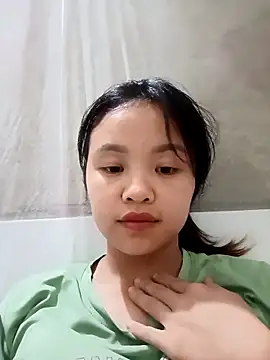 Pretty-haert online show from April 14, 2026, 12:38 am