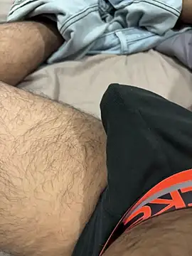 BlahNextDoor online show from December 5, 2025, 6:26 pm