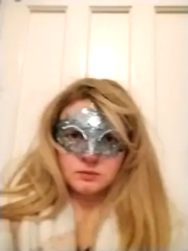 Amy01112 online show from January 9, 2026, 5:04 pm