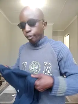 ShadowWorker777 online show from December 5, 2025, 3:26 am