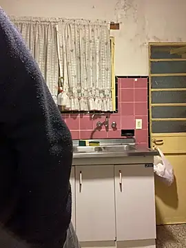 Petebulimia online show from May 20, 2026, 3:56 am