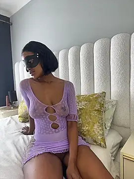 Fancy Face28 online show from April 28, 2026, 9:14 am