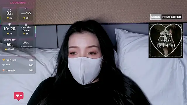 nayomi 34f online show from April 14, 2026, 7:58 am