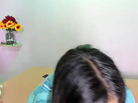 18teenssexy online show from January 10, 2026, 12:23 am