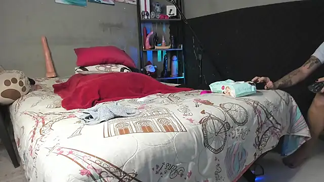 Shadia Squirt online show from December 21, 2025, 12:12 pm