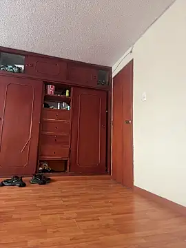 Scarlett firee online show from December 22, 2025, 4:04 pm