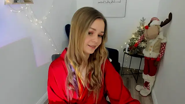 MidnighteAura online show from January 9, 2026, 11:35 am