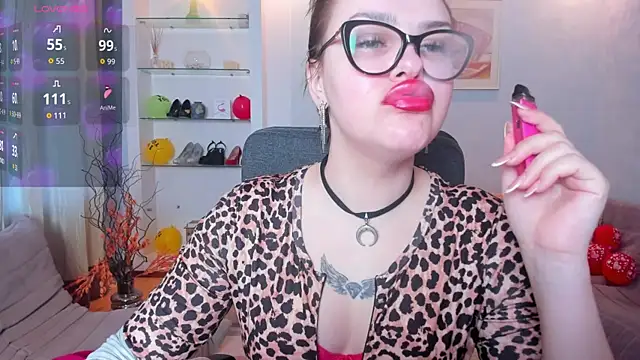 KamillaJei online show from March 4, 2026, 5:02 am