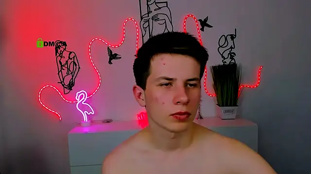 Snapshot of leo_valor chatting on March 16, 2026, 10:58 pm leo valor online show from March 16, 2026, 10:58 pm