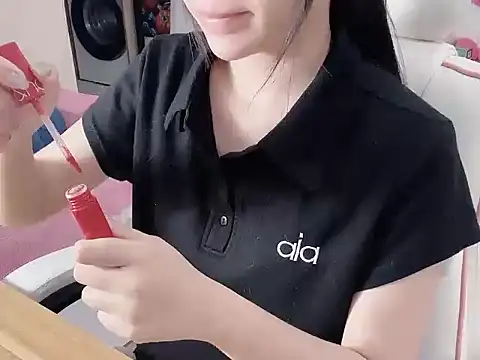 Yuyu-baobei online show from March 28, 2026, 10:53 pm