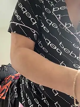 Sexymamalatina20 online show from March 10, 2026, 1:49 pm