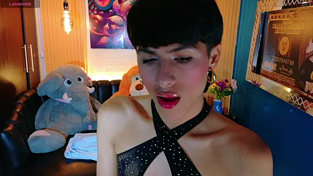 StormLuxX online show from April 4, 2026, 8:06 pm