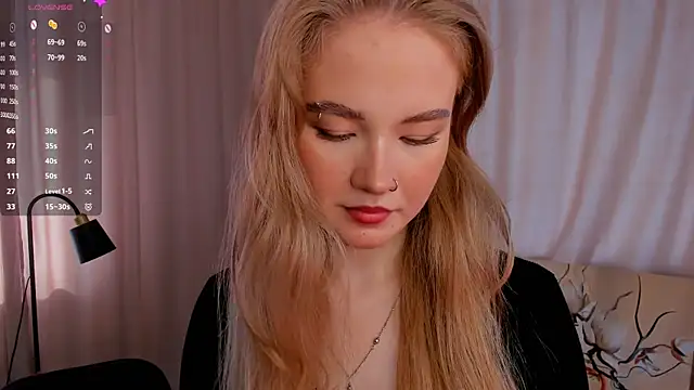 MaireLanda online show from July 7, 2026, 4:26 am