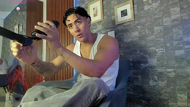 Tayler Cross online show from January 14, 2026, 5:29 pm