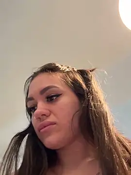 SiennaLuxexx online show from February 20, 2026, 12:49 pm