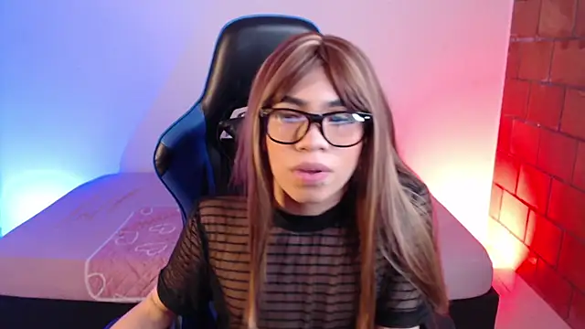 Snapshot of Baby-Angel777 chatting on December 2, 2025, 8:48 pm Baby-Angel777 online show from December 2, 2025, 8:48 pm