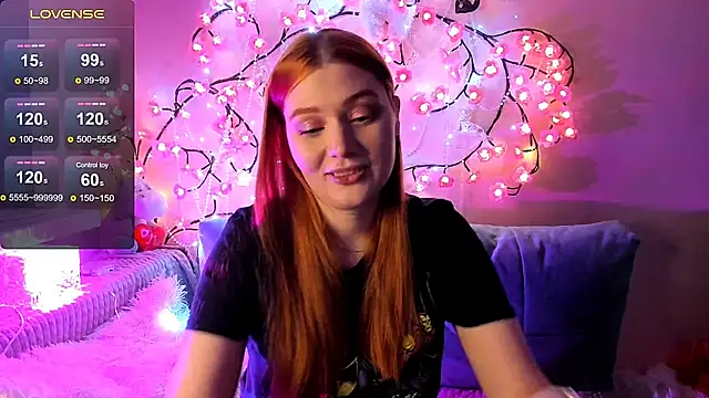 Snapshot of Ungoliant_Kiss chatting on April 28, 2026, 8:25 pm Ungoliant Kiss online show from April 28, 2026, 8:25 pm