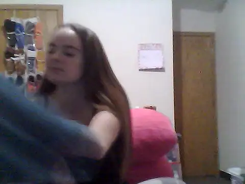 CallmeVenuss online show from December 3, 2025, 3:36 am