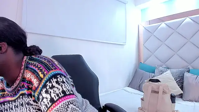 liarosee11 online show from January 9, 2026, 10:00 pm